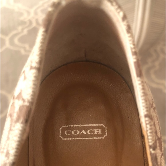 “Coach” High Heels - Picture 6 of 6